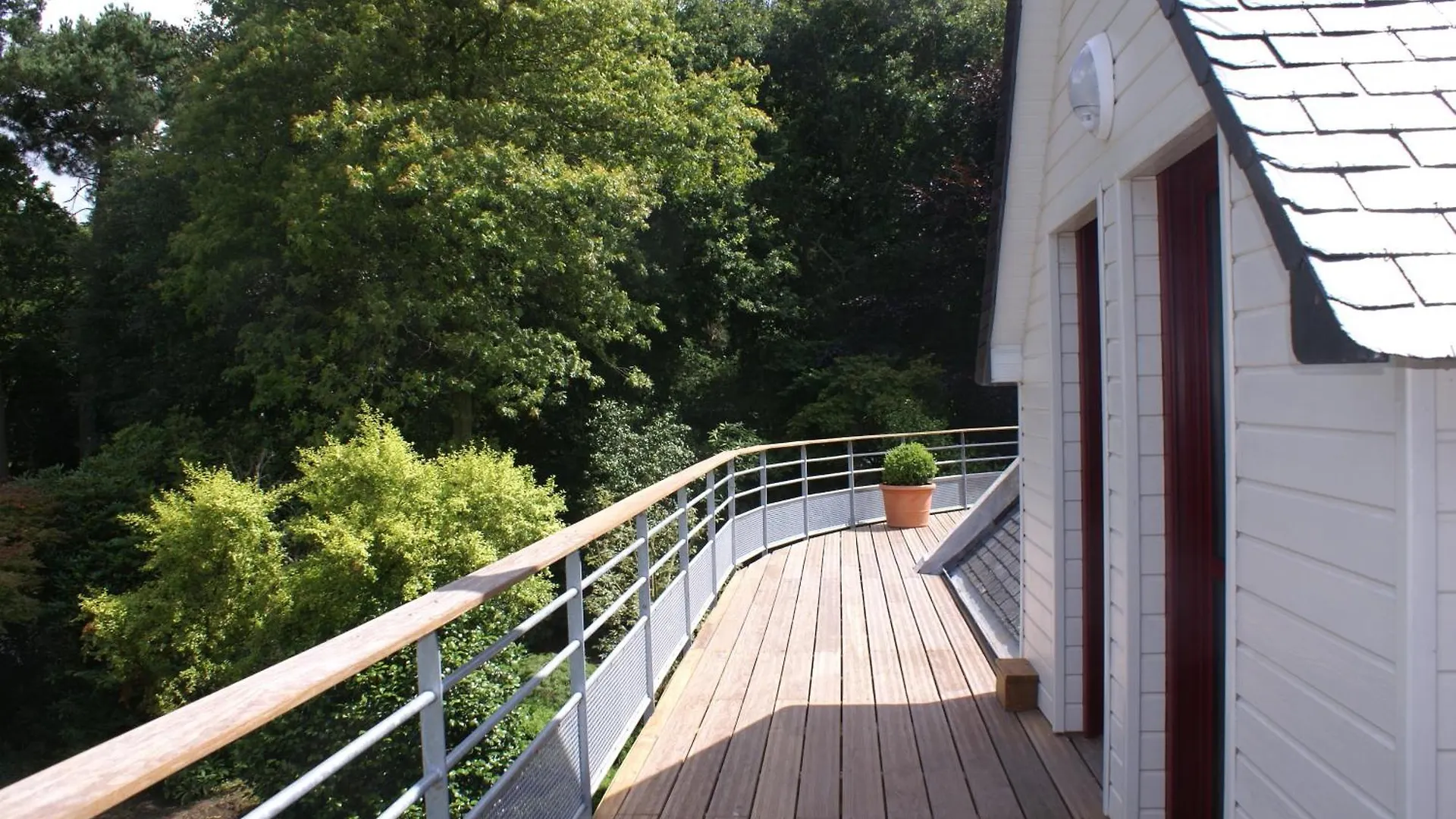 La Canopee Des Pins Cleder 3*,  France